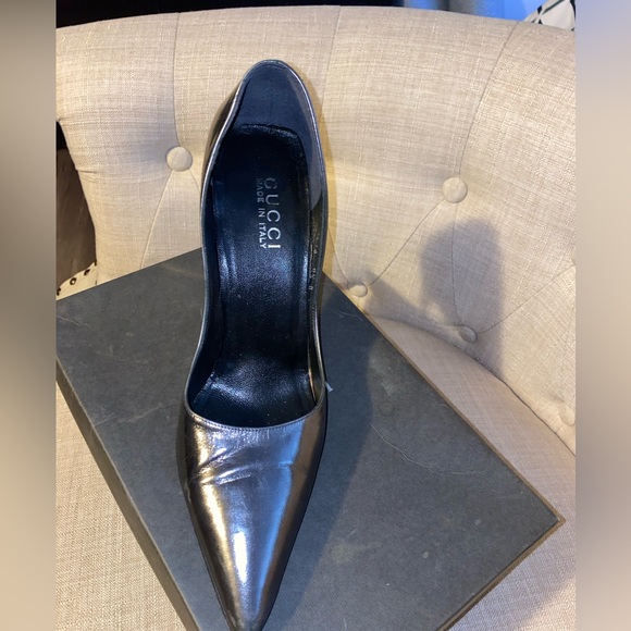 Gucci Shoes - Gucci silver shoes